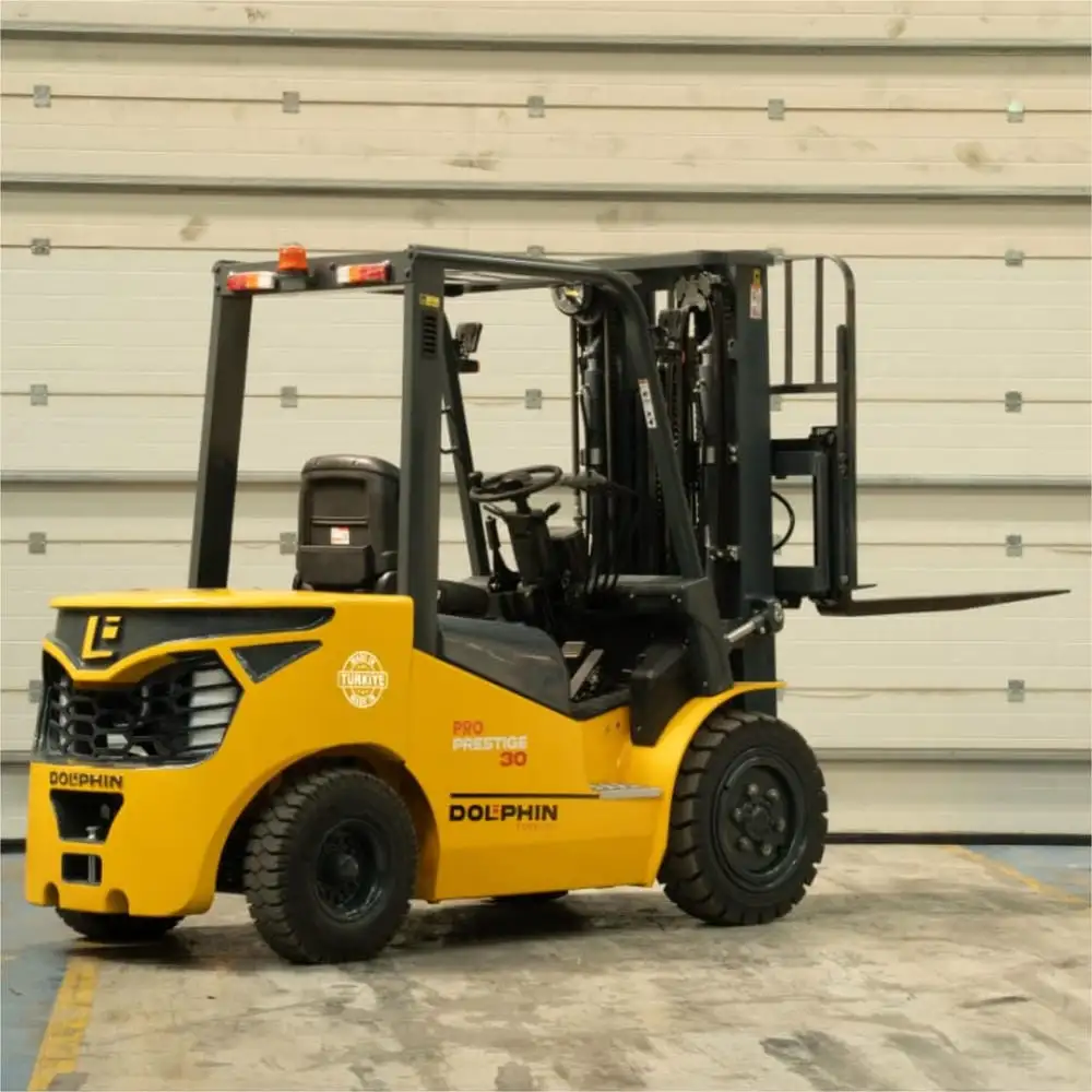 Dolphin 3 ton mazotlu forklift Türkiye distribütöründen leasingli ve Kiralık Forklift çözümleriyle.